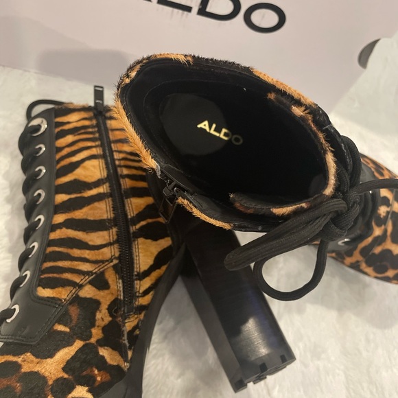 ALDO leopard print moto-inspired ankle boots. Size 10. NEW!! - Picture 7 of 9
